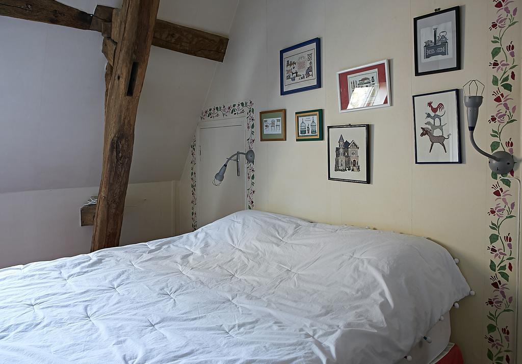 Gite Du Presbytere De L'Abbe L'Hermina Saint-Martin-le-Gaillard Номер фото